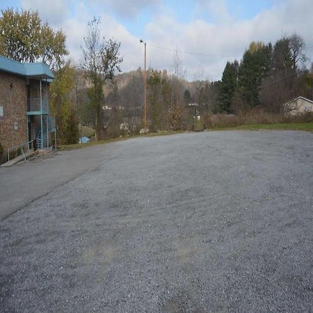 Budget Inn Of Tazewell County Pounding Mill Exterior foto